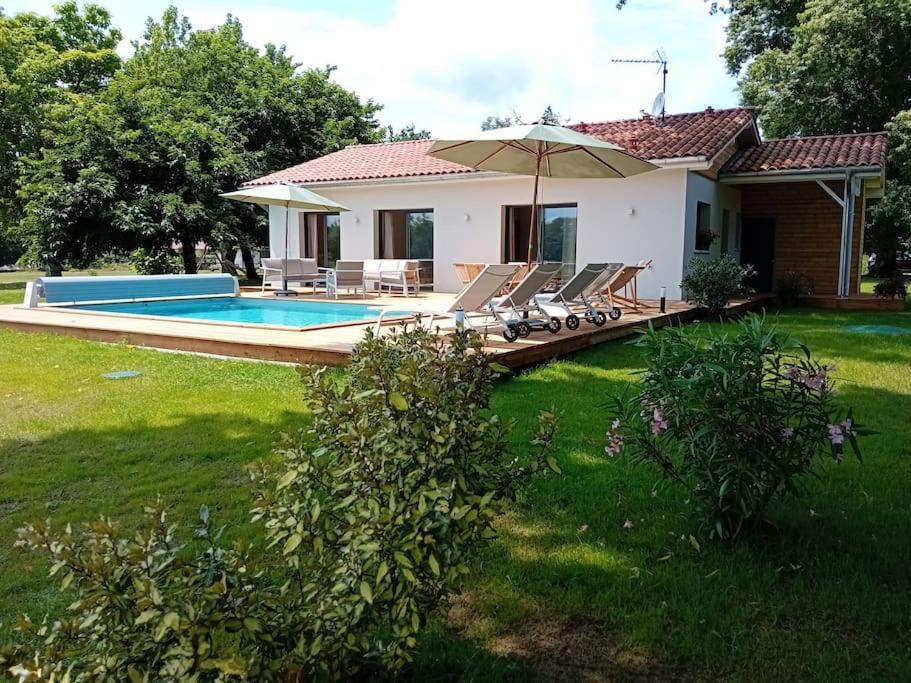Maison Neuve Avec Piscine Chauffee, 4 Kms De Contis Plage Saint-Julien-en-Born Esterno foto